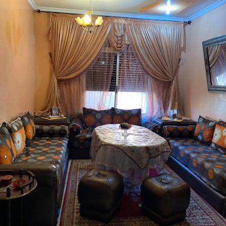 Cozy Home In Азру Екстериор снимка