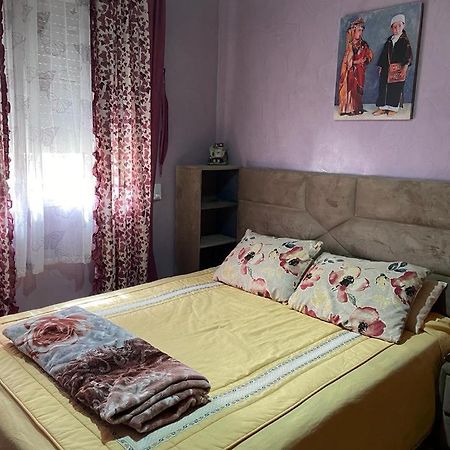 Cozy Home In Азру Екстериор снимка
