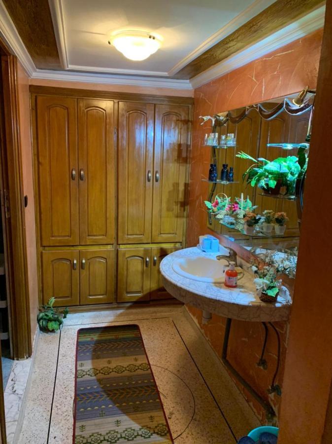 Cozy Home In Азру Екстериор снимка